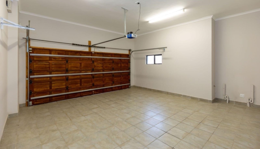 3 Bedroom Property for Sale in Wild Olive Estate Free State